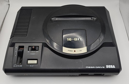 Sega mega drive console - sega,